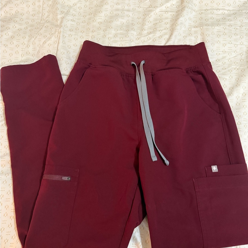 Figs Women's Burgundy Yola™ High Waisted 2.0 - Skinny Scrub Pants - S / Burgundy